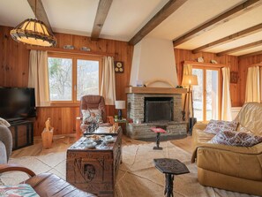 Möbel, Holz, Interior Design, Decke, Zimmer, Beleuchtung, Wohnzimmer, Zuhause, Couch, Hartholz