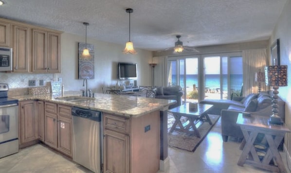 Beautiful Gulfront condo.. 1st floor walkout.. beach access 10 steps away!