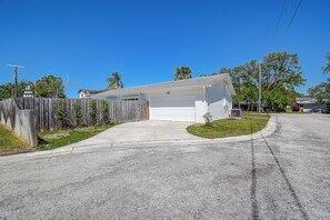 Florida living at its finest—fresh air and everyday escape!