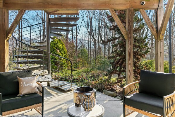 Coffee & chill from this cozy spot