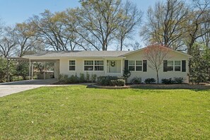 Midtown Manor