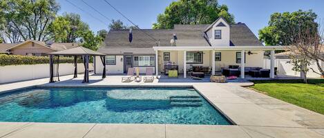 Riverside Vacation Rental | 3BR | 2BA | 2 Steps to Enter | 1,865 Sq Ft