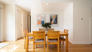 Separate dining space for 6