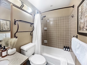 The Mt. Bachelor Retreat - Main Floor Bathroom