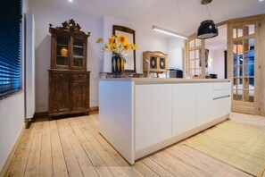 Spacious open kitchen fully equipped
