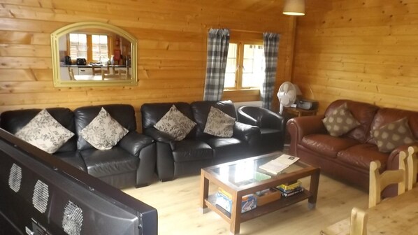 Bright living room with plenty of seating