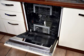 Dish Washer