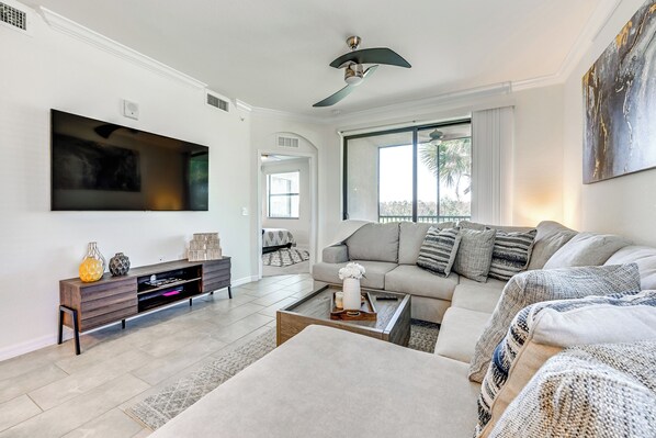 Bradenton Vacation Rental | 3BR | 2BA | 1,286 Sq Ft | Step-Free Access