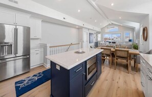 MODEL KITCHEN LAYOUT