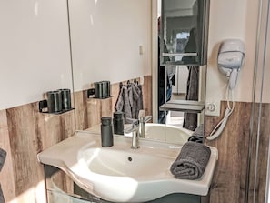 Plumbing Fixture, Interior Design, Flooring, Bathroom Sink, Floor, Plumbing, Room, Sink, Tap, Bathroom