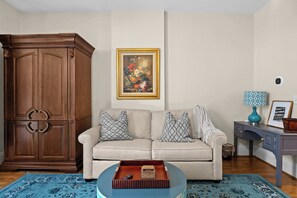 Living Room - Enjoy binge watching