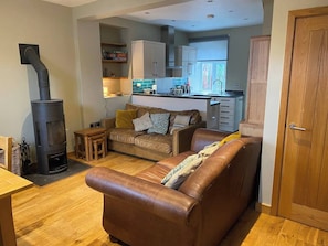 Open plan lounge and kitchen area