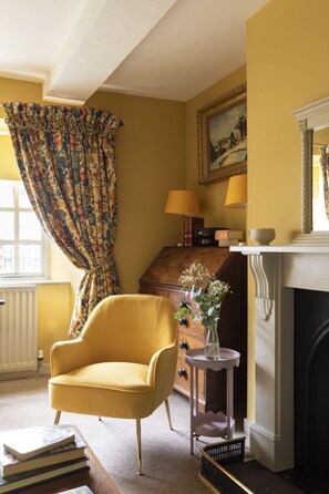 Churchill Cottage - a detail in the living room