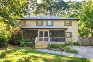 PropertyImg1