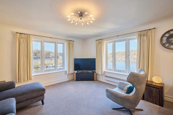 Hunton Court, Whitby - Host & Stay