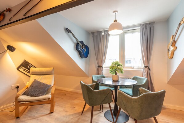 Living area in apartment 5, Mountain Ash