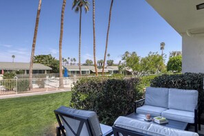 K0254 - Sonora Oasis Back Patio