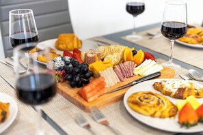 Breakfast meal