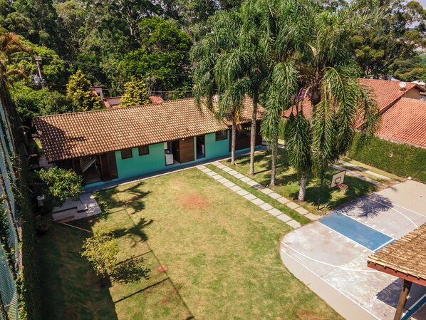 Sport court