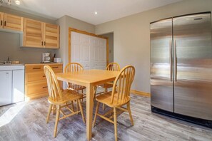 Kitchen with Full Sized Fridge/Freezer