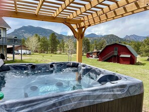 Bain à remous extérieur
