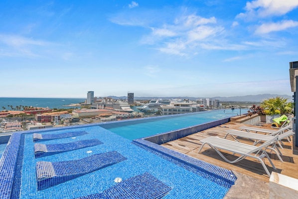 Rooftop pool