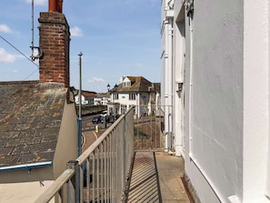 Exterior | 2 The Beach, Bude