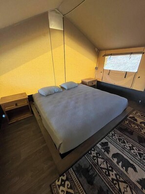 Safari tent interior (1)
