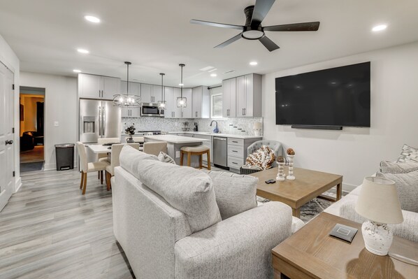 Ooltewah Vacation Rental | 4BR | 3BA | 1,500 Sq Ft | 4 Steps to Enter