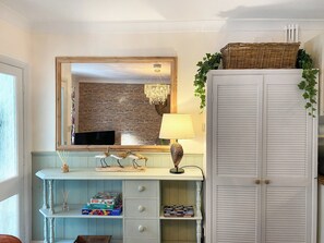 Living area | Issys Cottage, Helston
