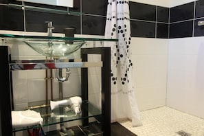 salle d'eau privative Ă cette chambre