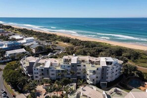 You'll be just a short stroll from Buddina Beach. 
