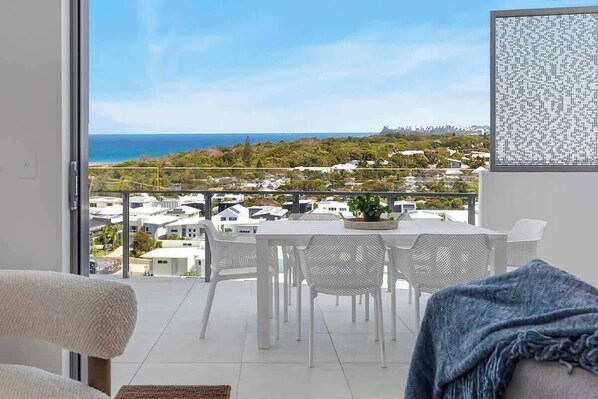 Start your day with sunrise views or end it with alfresco dining framed by ocean and mountain vistas.