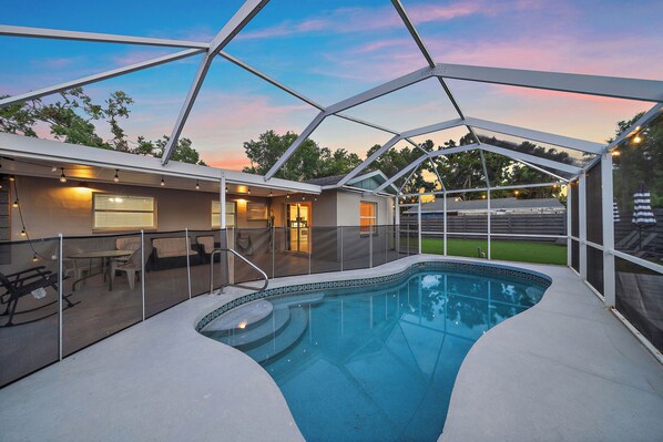 Welcome to Kiwi Cove- A beautiful and inviting escape in paradise!