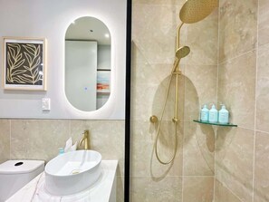 Enjoy made in New Zealand handwash, shampoo and conditioner made with the highest quality ingredients, essential oils and natural botanicals. 