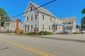 Building Exterior | Parking | Assigned Spots (2 Vehicles) | Free Street Parking