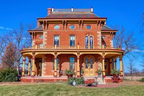 Luxe BNB Mansion