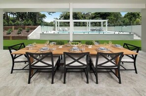 Alfresco Dining