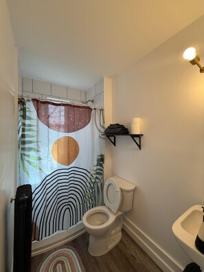 Fresh & Inviting – A spotless retreat for your stay.
