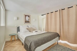 Chambre 2 à l'étage