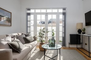 Living space leading onto the small courtyard