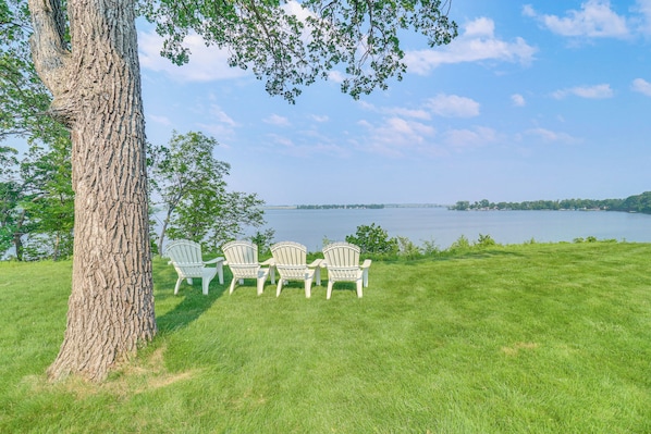 Ashby Vacation Rental | 1BR | 1BA | 1,200 Sq Ft | Step-Free Access