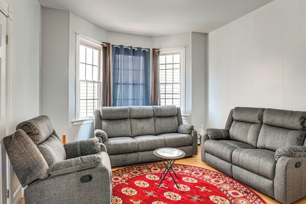Jersey City Vacation Rental | 3BR | 1BA | Steps to Enter | 2,000 Sq Ft