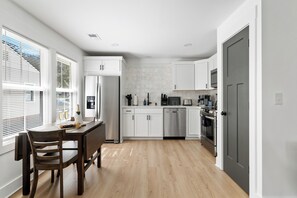 The Edge Modern at Park Circle