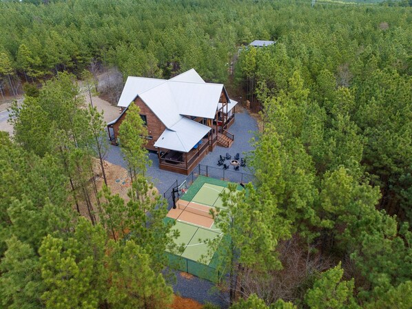 Welcome to Knotty Pines Lodge!!!!