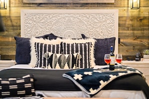 Beautiful, elegant bedroom
