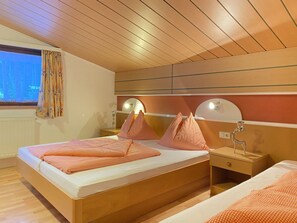 Meubles, Confort, Bâtiment, Bois, Cadre De Lit, Design Intérieur, Maison, Sol, Lit, Dur