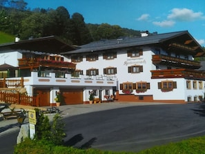 Ciel, Bâtiment, Plante, Bois, Montagne, Lot Terre, Design Urbain, Paysage, Immobilier, Façade