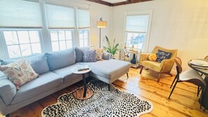 Living room, safari theme