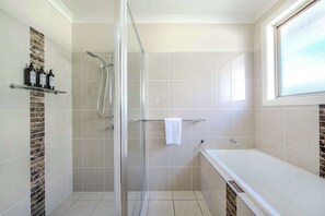 Bathroom 1 - Shower, Bath, Toilet + Hair Dryer